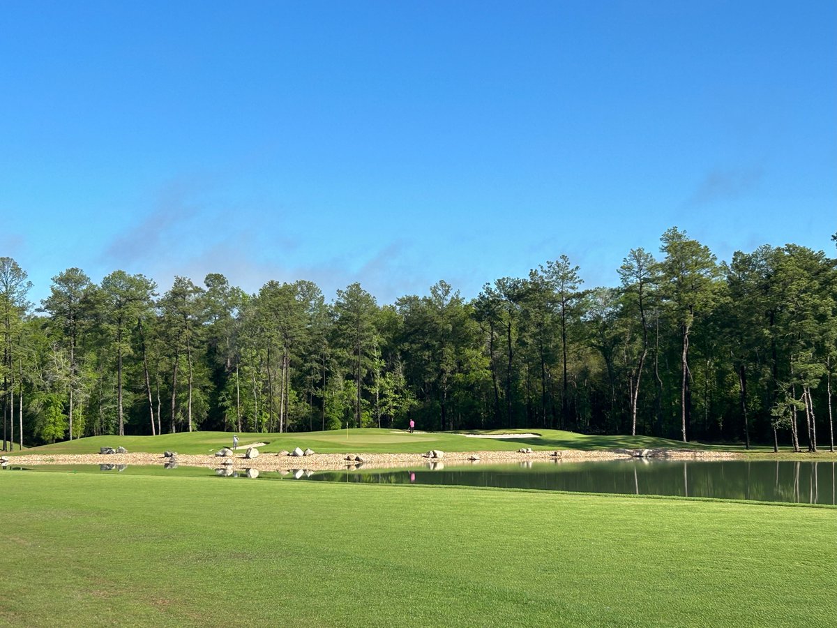 4' of rain last night... led to blue skies Today, Tomorrow and Sunday.🌞 See you THIS WEEKEND on the course! 😎⛳🏌🏼‍♂️ #highlandslife #highlandpines #golf #golftexas #golflife #golfcourse #houstongolf #golfing #golfstagram #golfday #golfislife #highlandpinesgolfclub #thehighlands