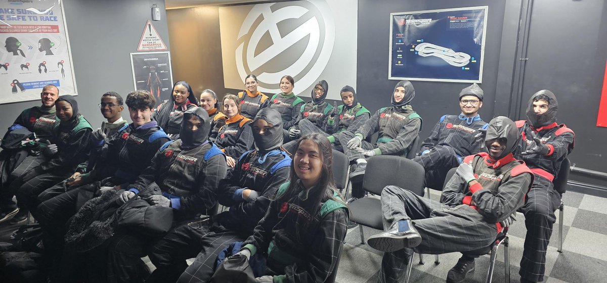 Thank you to @karting for hosting our Year 12 students at the track today. Staff and students had a great afternoon! #westlondonschools #arkschools #arkactonacademy