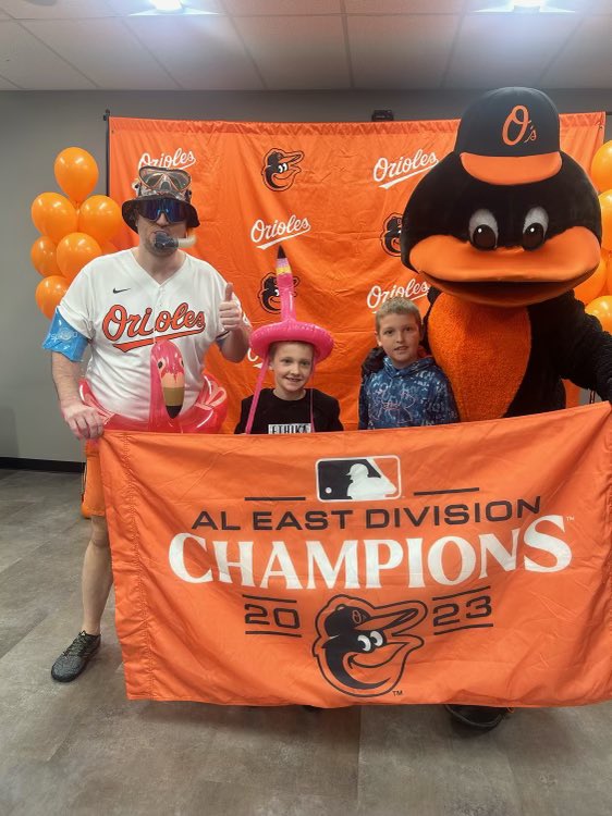 OrioleBird tweet picture