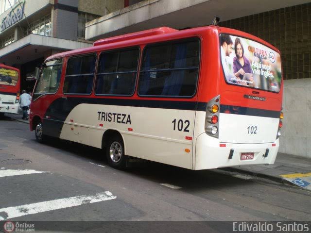 lucasfresno's tweet photo. #EmosDo transporte público: qual o ônibus mais emo? https://t.co/8j4cqDCzoe