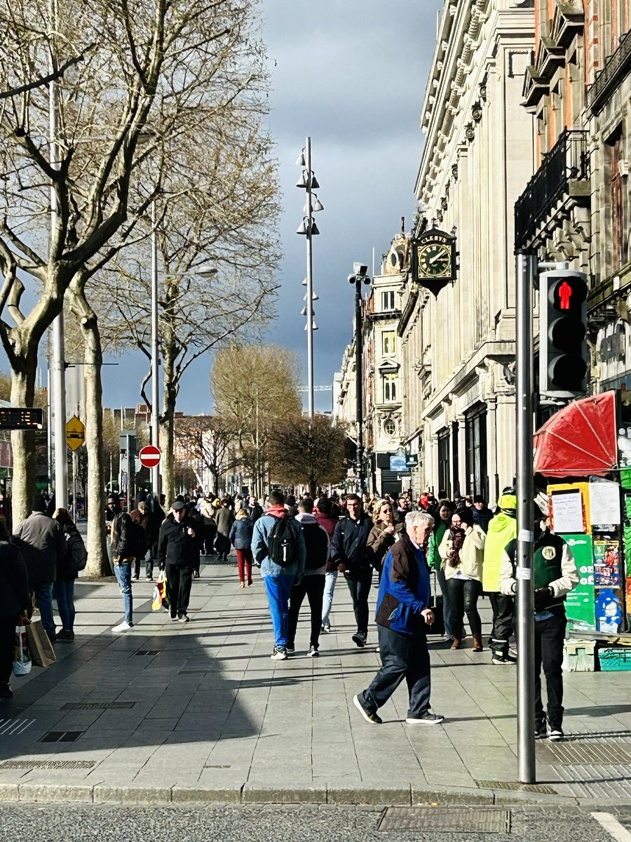 Nega_Maiz's tweet image. Estamos en Dublín, mamá. 

#EuroTour24 
#LCDM 
🇮🇪 🇮🇪 ☘️