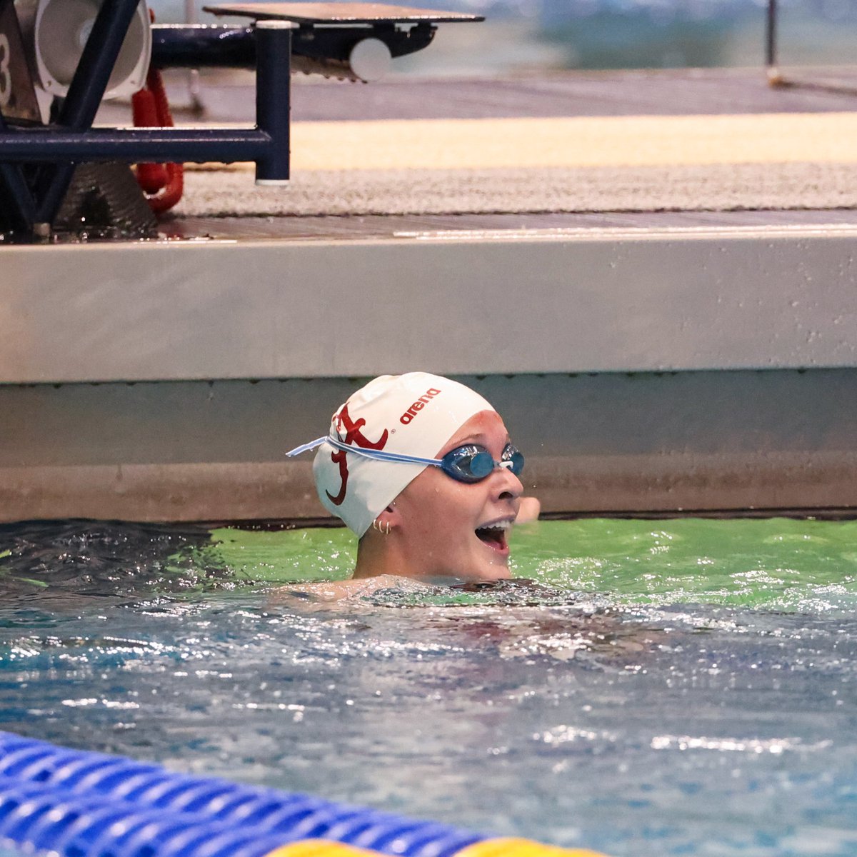 AlabamaSwimDive's tweet photo. Two career-best 100 back swims from our freshmen 😤

Ella Menear goes 52.11 - she ranks second in program history 🔥

Gaby Van Brunt drops over a second, becoming the UA's 6th fastest all-time swimmer 💪

#RollTide https://t.co/owlw7XBHSE