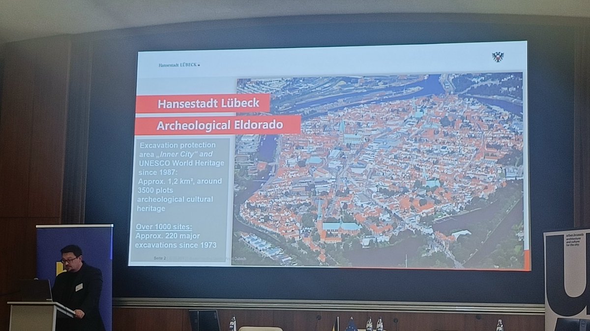 #eac24 #AndreDubisch old town #lubeck is defined by being a relatively recently formed island, with many archaeological investigations and comprehensive protection