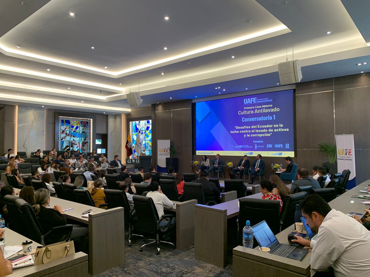 uees_ec's tweet image. Se realizó la Primera Casa Abierta de #CulturaAntilavado, donde se desarrollaron conversatorios para fortalecer los conocimientos sobre la importancia de prevenir el #LavadoDeActivos. 🙌

#UAFE #UEES