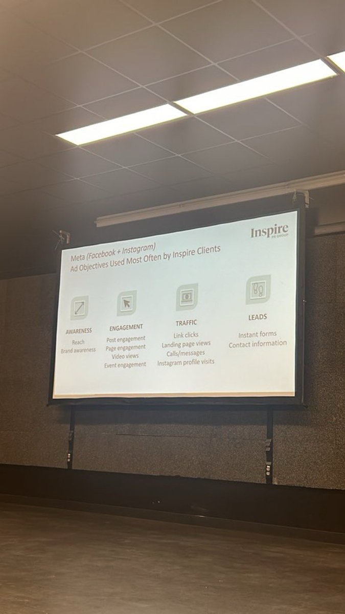 MaddyTodorovich's tweet photo. The slide speaks for itself! Very helpful for me when it comes to being a student who is starting a portfolio with many Instagram accounts! #ONUSMWorkshop24 https://t.co/bq4p54jNKS