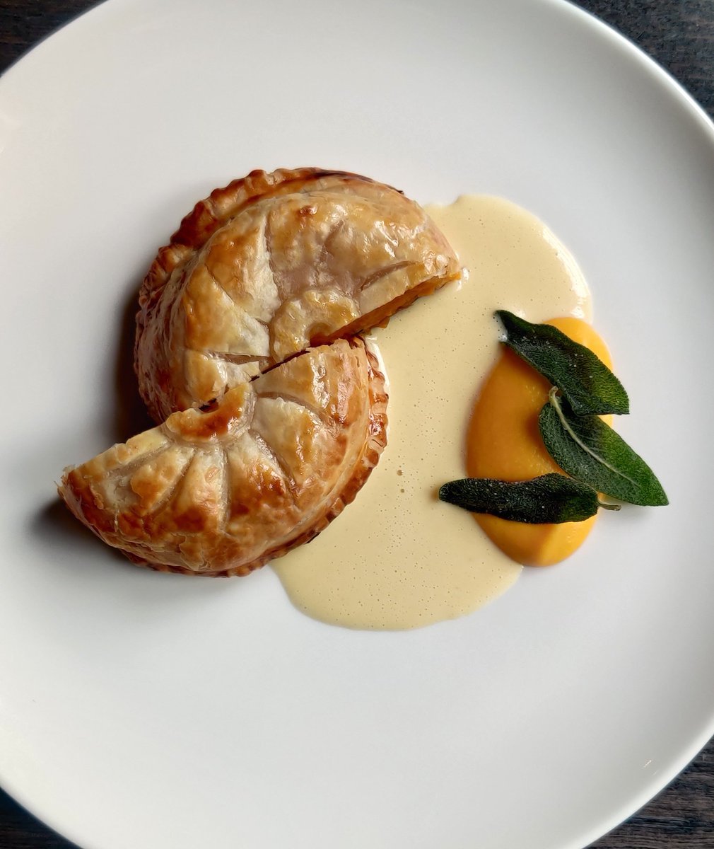 Planning a visit <a href="/Odettes_rest/">Odettes Restaurant</a> over the Easter bank holiday weekend?
Please note that we will be closed for dinner on Sunday 31st due to a private event.
Open as usual for lunch. 🐇