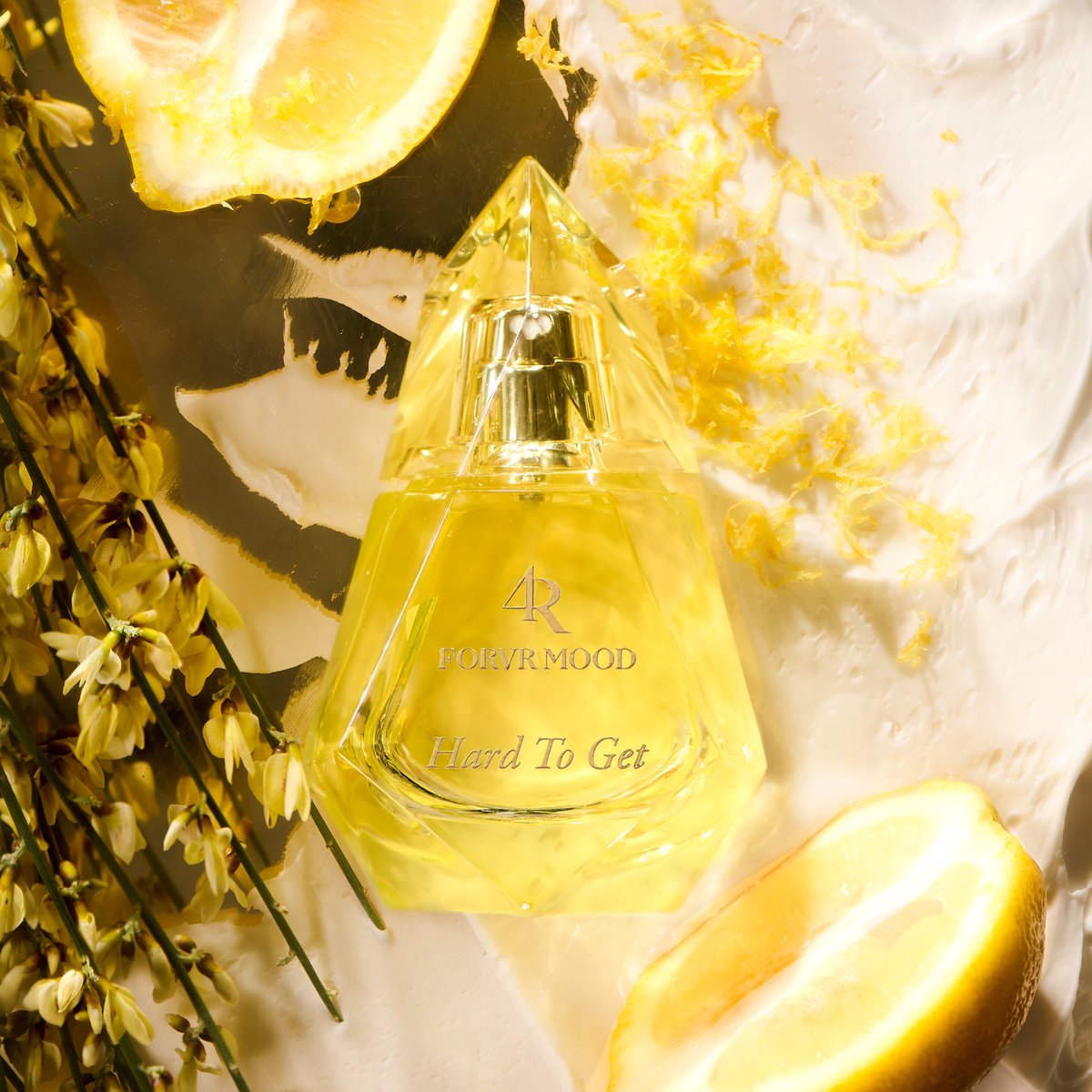 Forvrmood's tweet photo. Oh you thought we were done? 

This is Hard To Get ✨

Lemon, jasmine, whipped vanilla. https://t.co/W7vXnmOVNL
