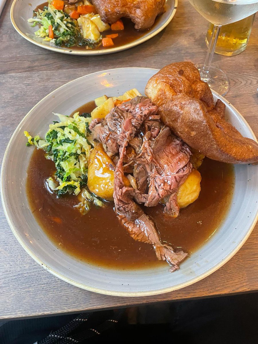 TN1BarKitchen's tweet photo. Easter is just around the corner, and we’ve got the best roasts in town waiting for you!

Book your table now for an unforgettable Sunday feast with your friends and loved ones. 

Limited spots now available – don’t miss out! 

Call 01892 513900 or visit our website. https://t.co/dbdlBmTf98