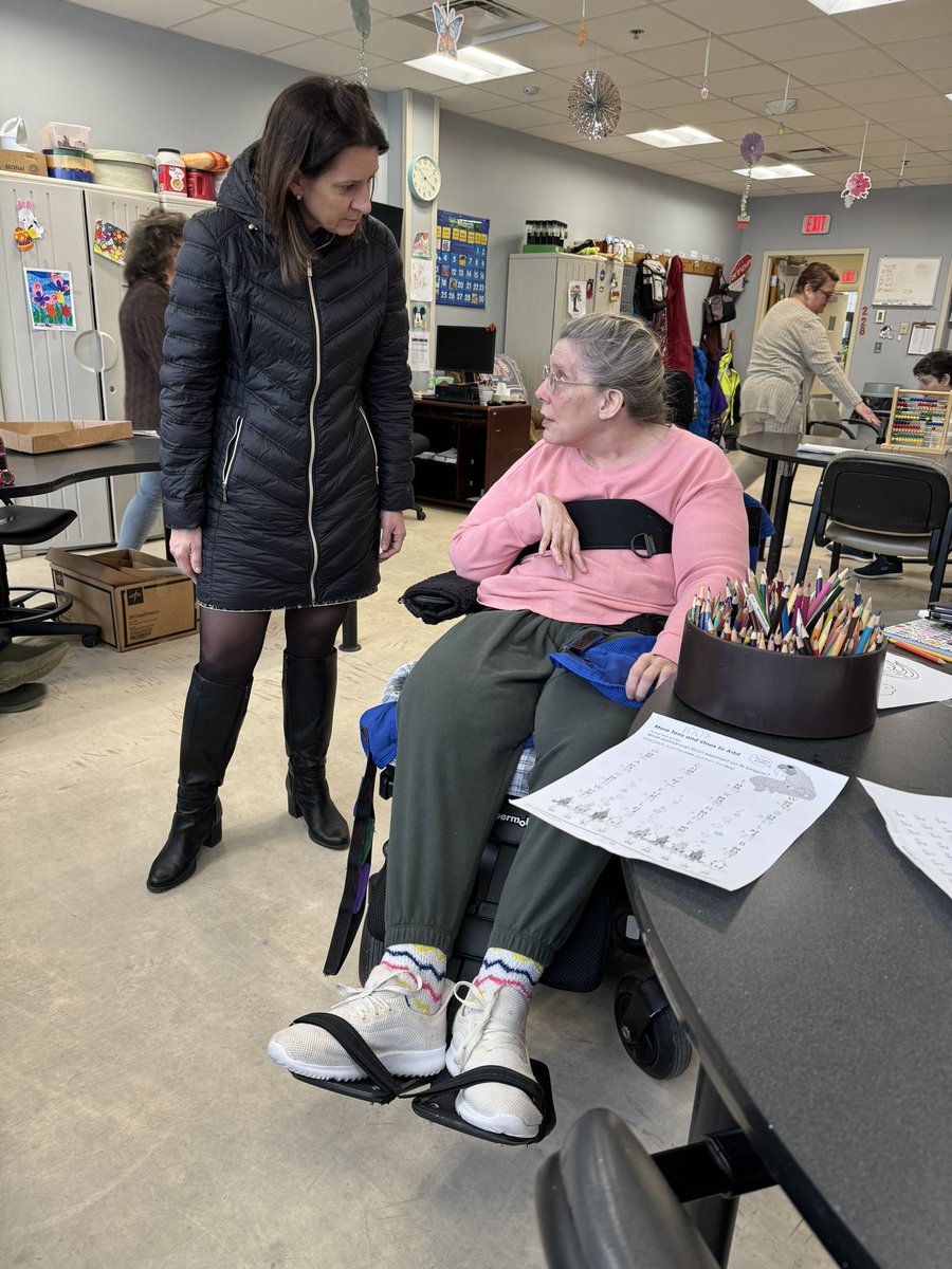 MelindaJPerson's tweet photo. Meet my new friend Ann, a resilient soul who survived a tragic accident in '85, struck by a drunk boater. Now, she's embraced by the compassionate @NYSUT members who care for her and support her each day at The Resource Center in Jamestown, NY.  Let's ensure these dedicated staff receive the fair compensation they deserve for their invaluable work. Include a 3.2% COLA for nonprofit providers in the enacted budget  @TRCorg @NYSUTWNY
