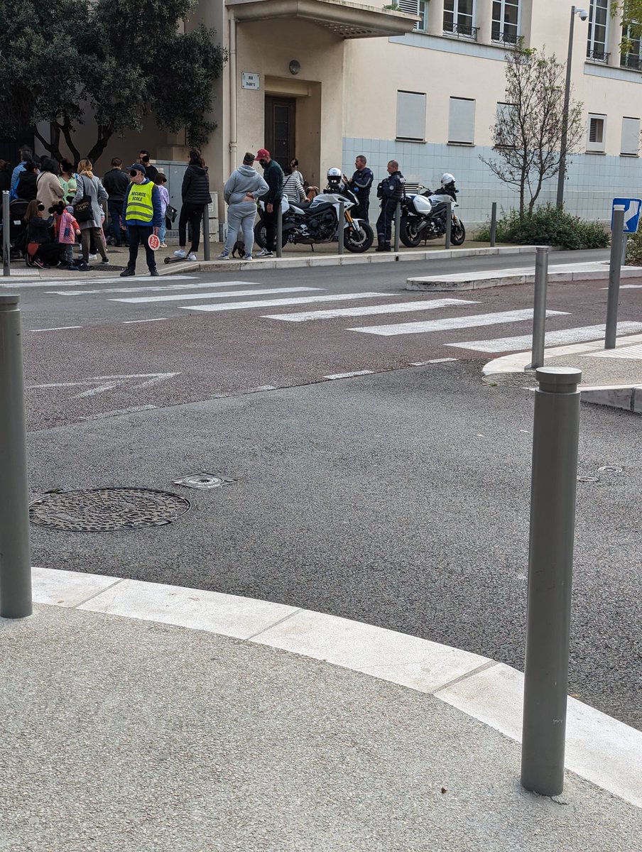 Vélo Sec 🤺 tweet media