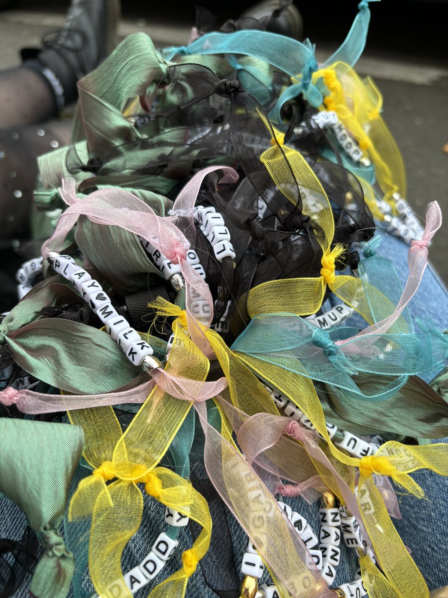 Lisa 🌸 tweet media