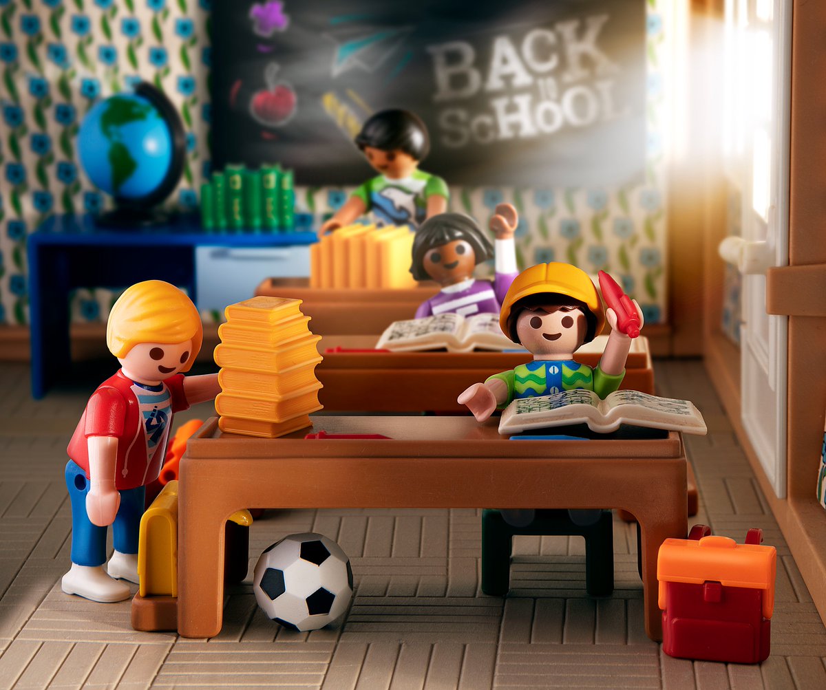 Are you ready for your little ones to go back to school tomorrow!😆 #weekend #Playmobil #BackToSchool