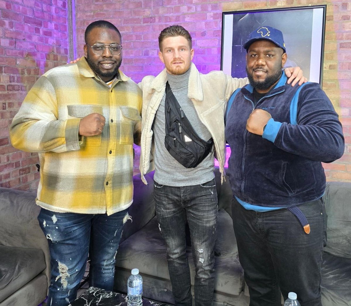 DaniGloverFFTV's tweet photo. https://t.co/eN7MZzPlqK
๐จ New Episode Alert with Super Featherweight Prospect @archiesharp95. On the Neutral Corner Podcast be sure to check out and support the channel of Fightfantvlive. #Archiesharp #royjones #neutralcornerpodcast #Fightfantvlive https://t.co/g113D4nfVs
