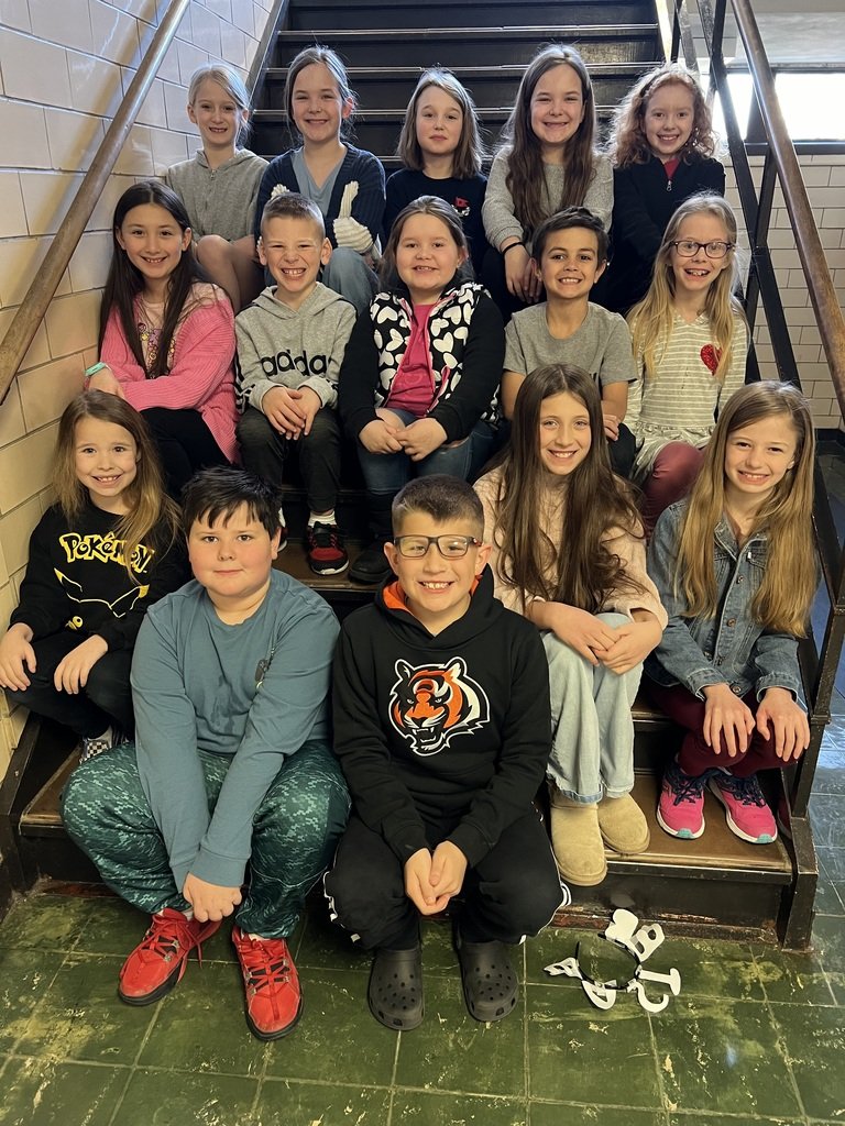 TippCitySchools's tweet photo. 👏🏼Congratulations to our Broadway Elementary Super Citizens for March. 👏🏼 #WEareTIPP  #supercitizens https://t.co/zGlidR06uj
