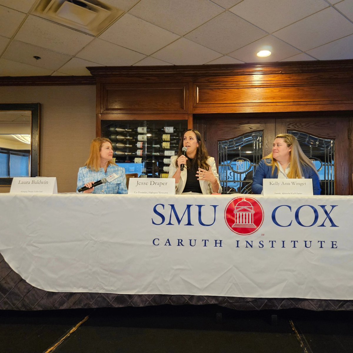 ProfSmak's tweet image. What a tremendous @SMUCox @CaruthEntrep Southwest Venture Forum yesterday. The topic of women in venture capital brought out a full house.

Thank you @jessedraper of @HalogenVC and @kelleyannwinget of Alternative Wealth Partners for an outstanding panel discussion.