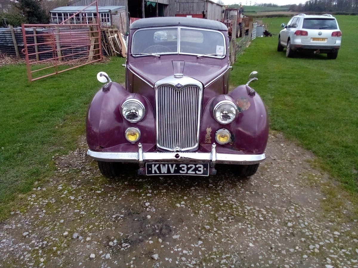 BarnFindsUK's tweet photo. Ad: 1954 Riley RME - "last MOT was in 2013, last taxed in 2015"
On eBay here -->> https://t.co/adgMOlMxAv
#ClassicCarForSale #RileyRME #CarRestoration #CarCollectors #ClassicCarCommunity https://t.co/jGODRVDTfC