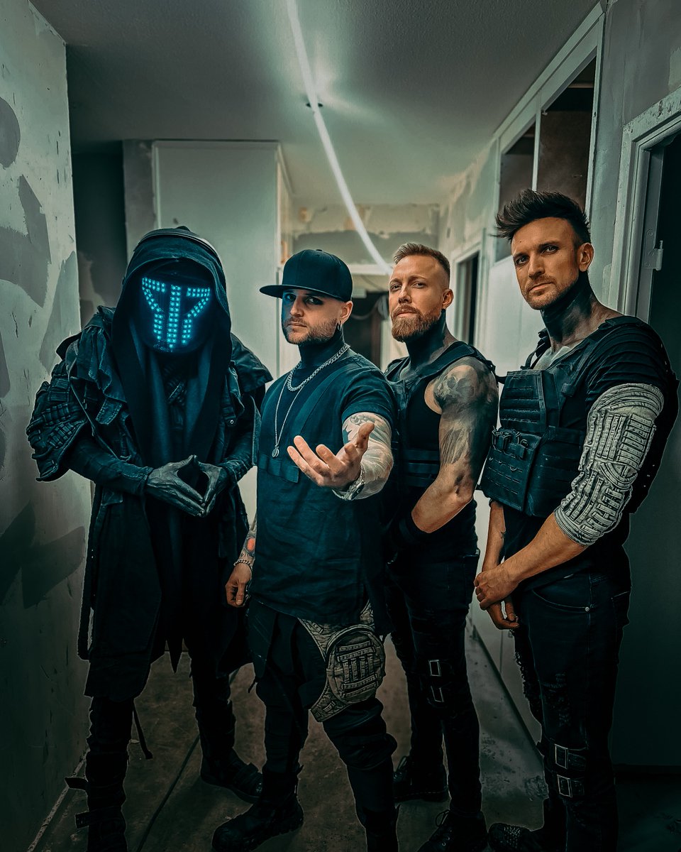 smashintopieces's tweet image. Mark your calendars, because on April 12th, &apos;Ghost Code&apos; drops. The release will be followed by a headline tour in North America — ensure you secure your tickets. This journey is for you. 🖤 #SmashIntoPieces #GhostCode #ThankYou