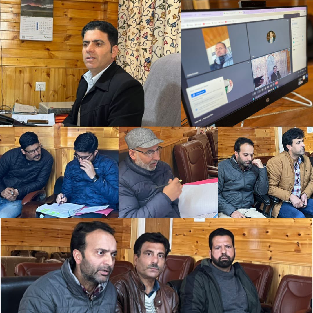 Addl. Distt. Dev. Commissioner Bandipora Mr. M A Bhatt (JKAS) today presided over a meeting of the concurrent audit team in his office chamber, JDP/DSEO, AO Bandipora, AEE’s/JE’s of R&B, PDD, PHE and other members of concurrent audit team attended the said meeting.