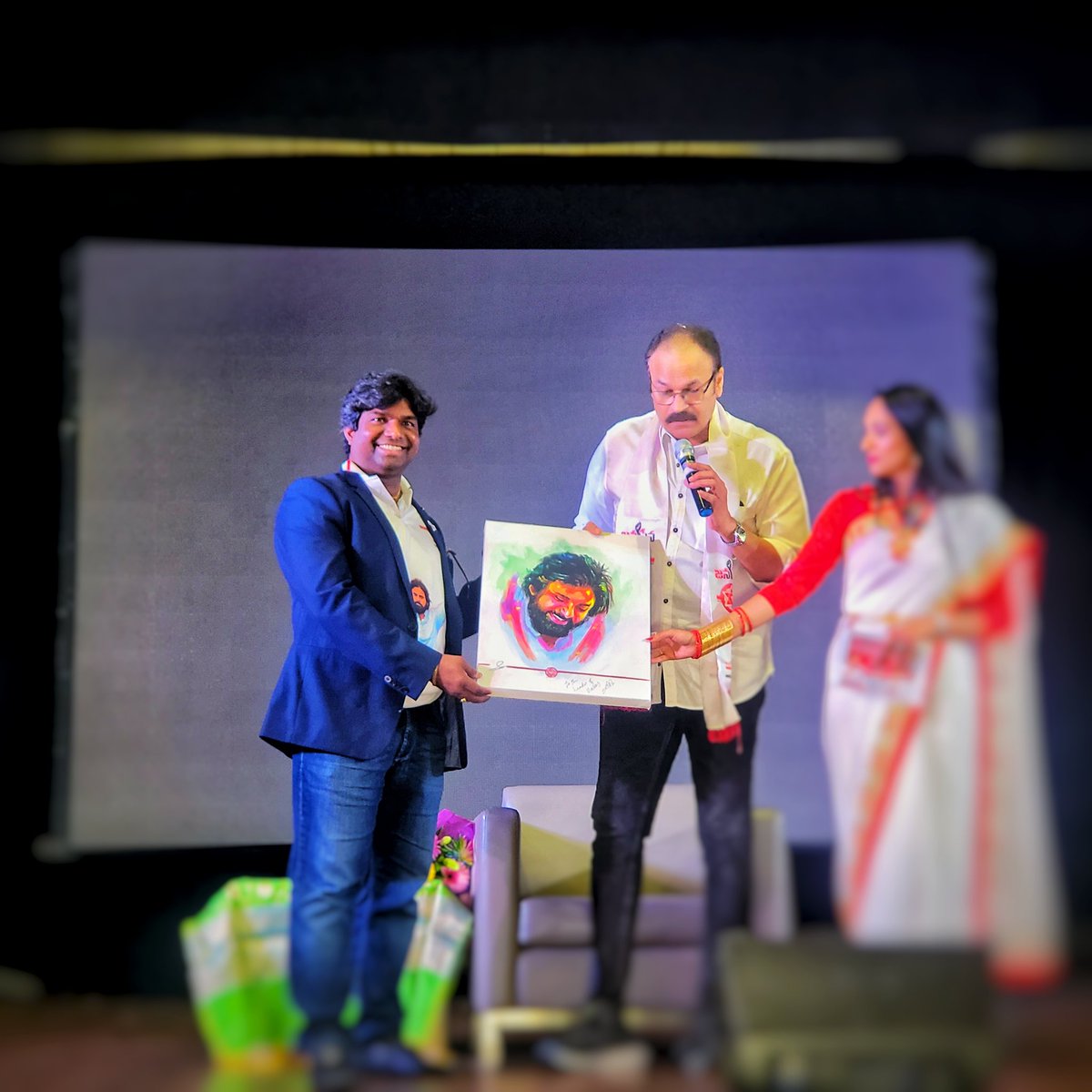 NagaBabuOffl's tweet photo. Happy birthday, Sesi garu! @SesidharJSP  You possess a heart of gold, and your remarkable gratitude towards others is truly inspiring. Keep shining bright and continue to inspire countless people. https://t.co/k63AkSEIjl