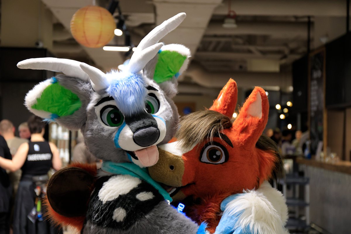 Bleat!

Happy #FursuitFriday

🦌 <a href="/Desmond_Bleat/">Desmond</a>
📷 <a href="/DerooShep/">Deroo</a>

#Gdakon2024 #Gdakon