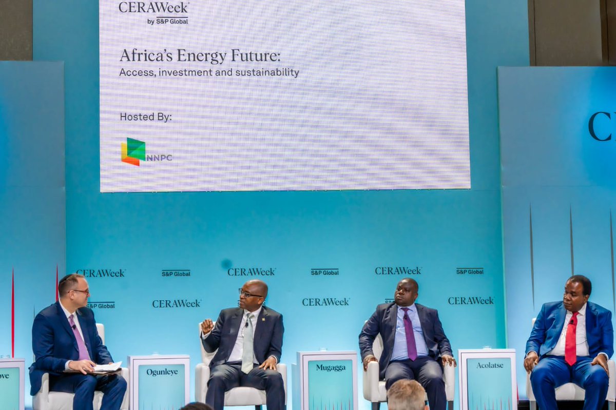 ahhermed's tweet photo. PHOTO NEWS:

Executive Vice President, Upstream, NNPC Ltd., Mrs. Oritsemeyiwa Eyesan, speaks during a Panel Session titled “What Are the Choices for Upstream Strategies?" at the ongoing #CERAWeek2024 Conference in Houston, United States, on Tuesday.
 
#EnergyforToday https://t.co/ZdckCQu9nz