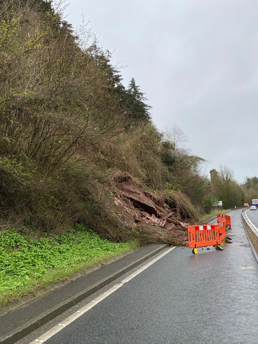 Do you travel in and around Monmouth? If so, catch up on news about traffic management changes planned for the A40 Leys Bend to ease traffic congestion following the rockfall: ➡️nationalhighways.co.uk/our-roads/west… @TrafficWalesS, @MonmouthshireCC