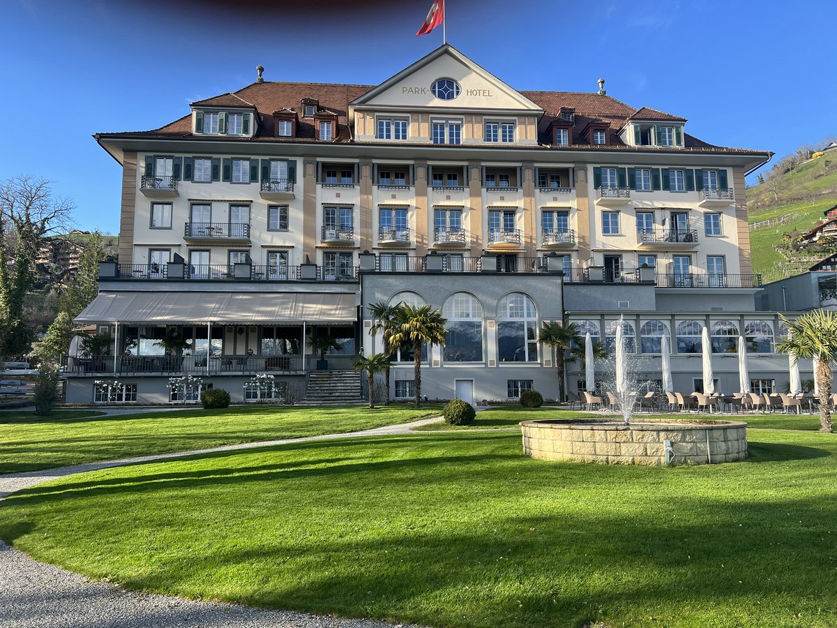 megatrendy's tweet photo. #Parkhotel #Gunten (#BernerOberland)
#Park / #Aussicht / #Hotel / #Restaurant https://t.co/E420I1eG1O