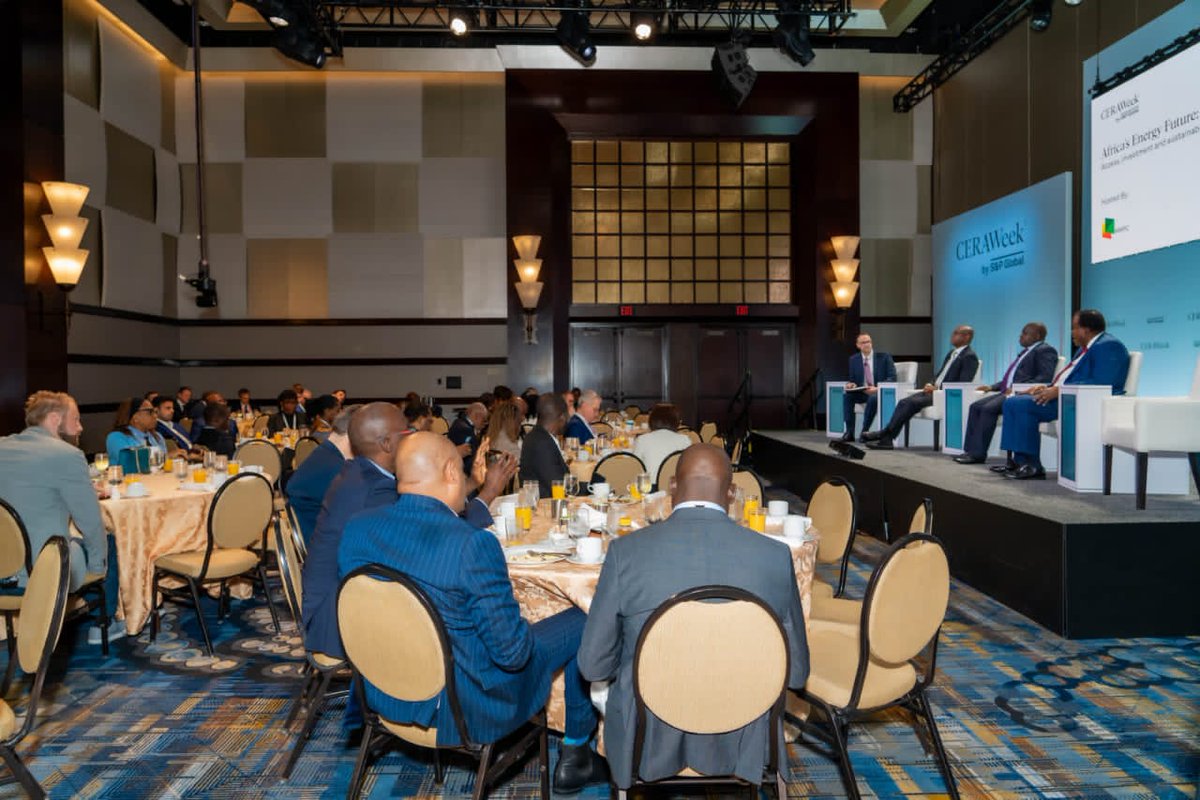 ahhermed's tweet photo. PHOTO NEWS:

Executive Vice President, Upstream, NNPC Ltd., Mrs. Oritsemeyiwa Eyesan, speaks during a Panel Session titled “What Are the Choices for Upstream Strategies?" at the ongoing #CERAWeek2024 Conference in Houston, United States, on Tuesday.
 
#EnergyforToday https://t.co/ZdckCQu9nz