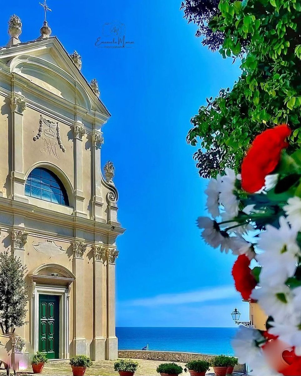 visitriviera's tweet photo. Chiesa della Natività di Maria Santissima a #Bogliasco, nel #Genovesato, su https://t.co/yTM5a3OP3g
La #LiguriadiPrimavera🌹 fotografata da 📷 manu16_photo
•••
🔖 Scopri la #Liguria su #VisitRiviera
•••
❤️ #iloveliguria
🗺 Geolocalize your pictures https://t.co/VPVhKhRmzU