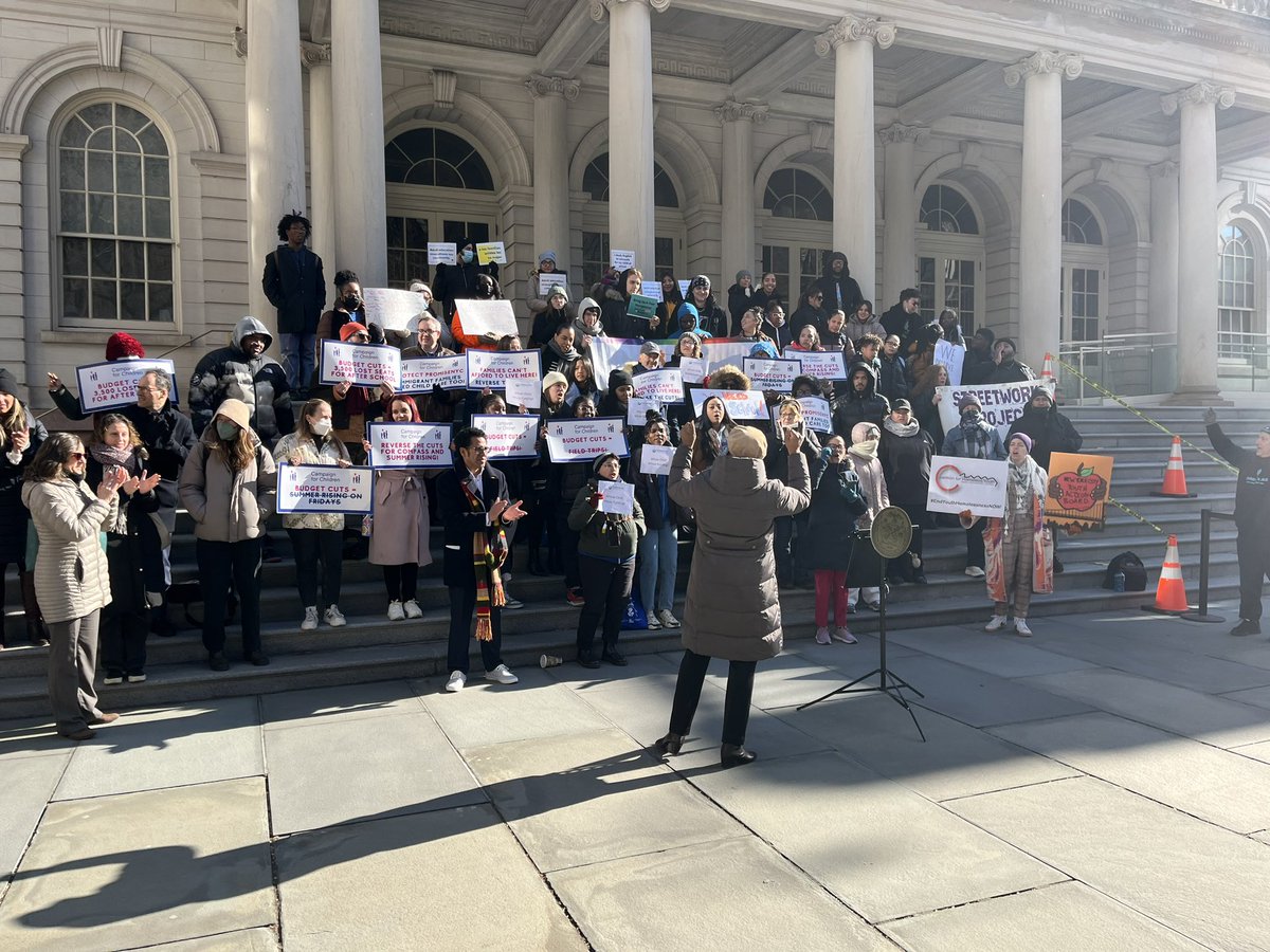 ZLyons01's tweet photo. This morning, Good Shepherd Services rallied at city hall with @ChildrenNYC ahead of the preliminary budget hearing on children and youth to let the council know that we need to invest in our youth! https://t.co/biC7ydjjai