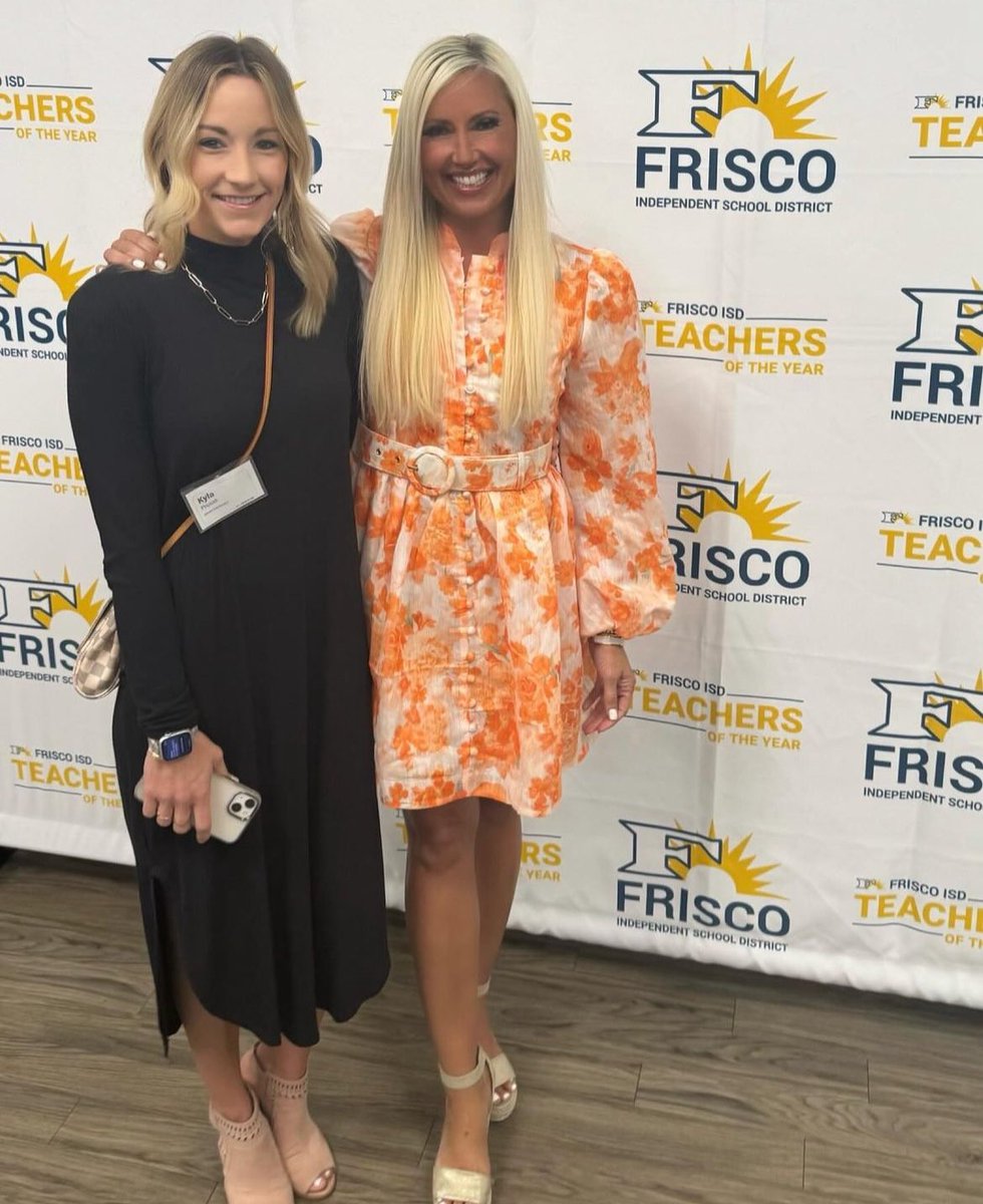 Celebrating the incredible @priebee tonight at the @friscoschools Teacher of the Year Celebration. To know her is to love her and she is an absolute gift! Minett is a better place because of Mrs. Priebe! 💙