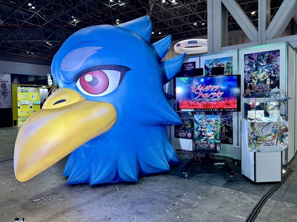 ShanFro_Comic's tweet photo. ◤#シャンフロ 
#AnimeJapan 2024開幕🔥◢
━━━━━━━━━━

巨大サンラクが皆さまをお出迎え✨

東2・3ホール（A09）にて
お待ちしております😘

遊びに来てね💨💨
#AJ2024
https://t.co/HtJf0ssbNC https://t.co/KI6BpcSsPD