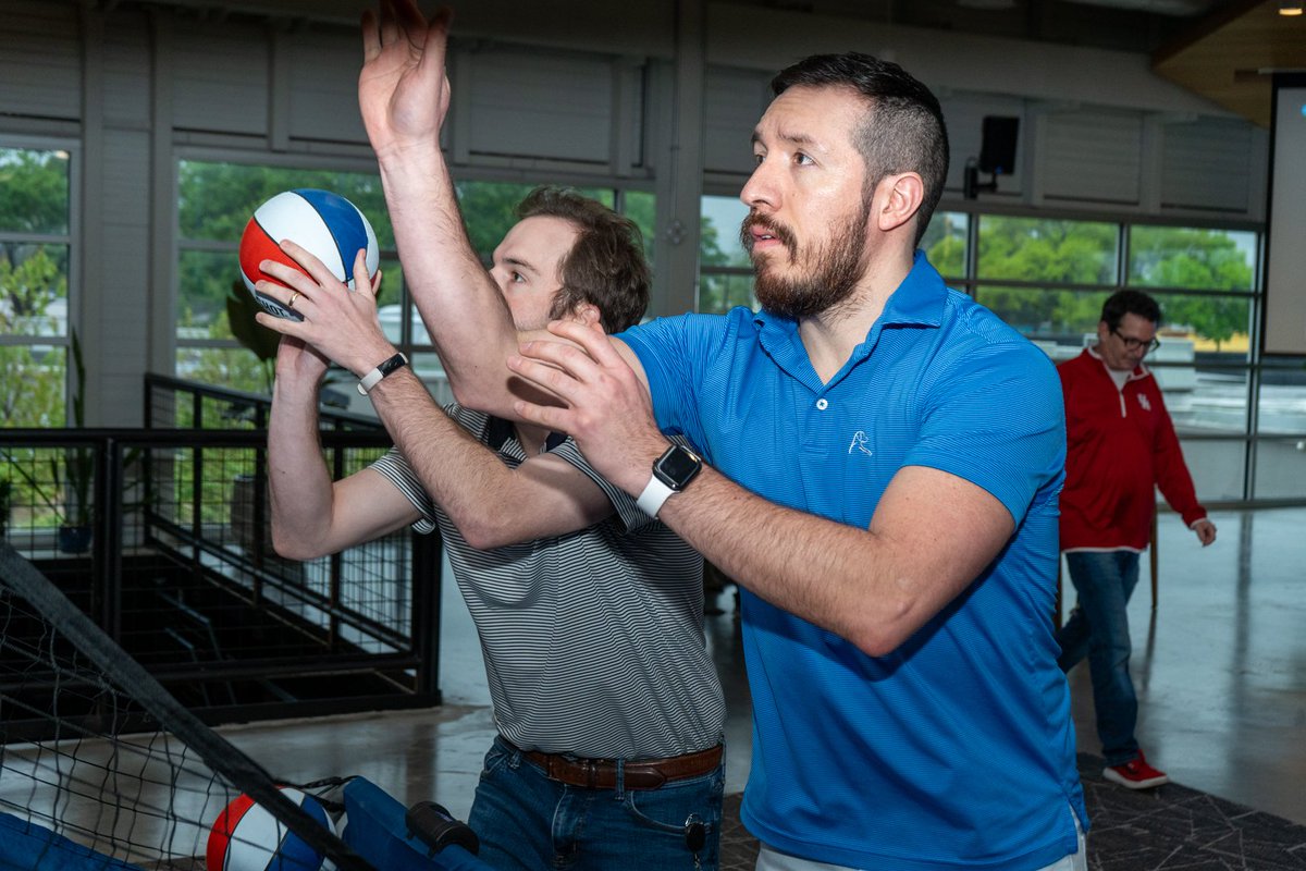 Yesterday, we kicked off #MarchMadness at Corva HQ by throwing down a lunchtime bash complete with wings, pizza, sundaes, and a free throw competition! 🏀🥇 Big cheers to everyone who brought their A-game, proving once again that Corva's team spirit is unbeatable. #CorvaCulture