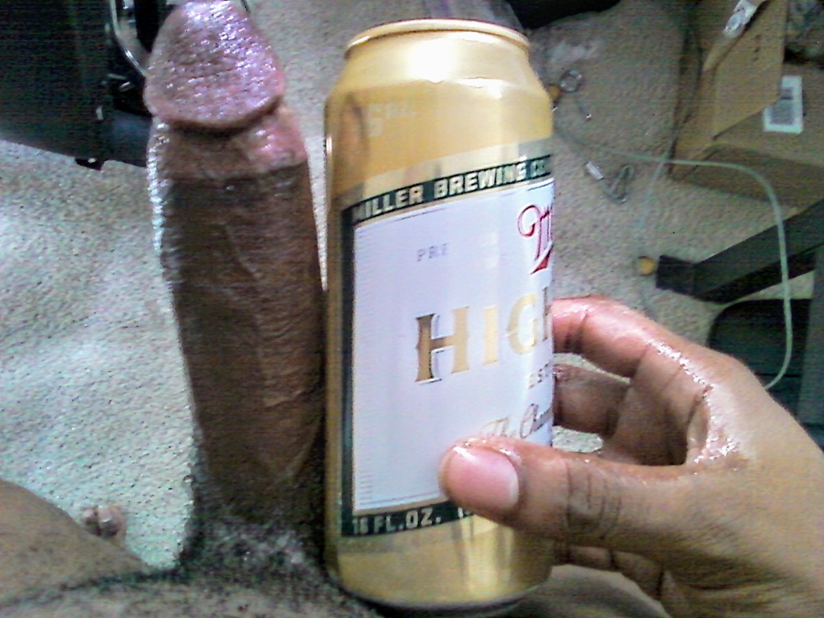 BL4KupINYA's tweet photo. Lemme see you chug the whole thing https://t.co/ZRibxfr11q