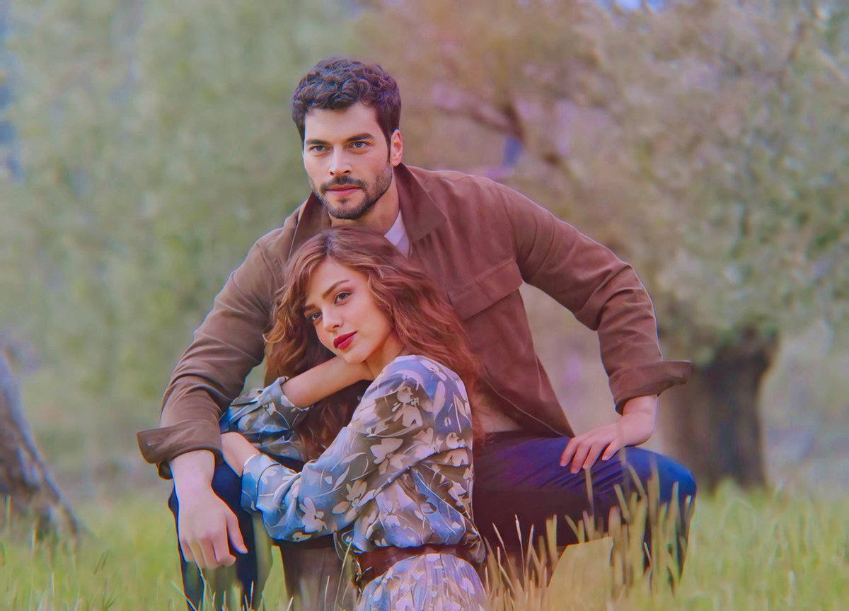 Nadia_Tl7's tweet photo. They're beautiful 🥺🥀🤏🏻

#AkınAkınözü • #AslihanMalbora
#YabanCicekleri • #ElKıl https://t.co/hvXxTAQwjd