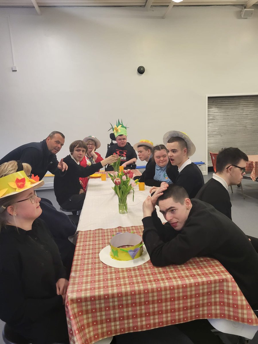 RedburnSchool's tweet photo. Many thanks to Carnbroe Community Action for Residents (with Maisie the Unicorn) and our Community Police Officers from @PSOSNorthLshire for popping in to Glenburn College's Tulip Tea this morning. Lots of lovely networking and positive partnership opportunities for the future. https://t.co/xtWZMhBPBD