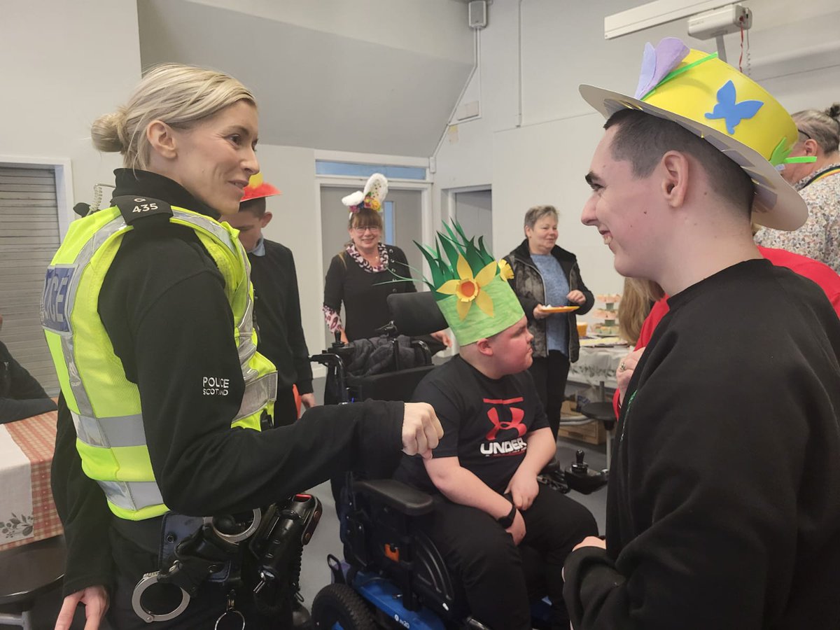 RedburnSchool's tweet photo. Many thanks to Carnbroe Community Action for Residents (with Maisie the Unicorn) and our Community Police Officers from @PSOSNorthLshire for popping in to Glenburn College's Tulip Tea this morning. Lots of lovely networking and positive partnership opportunities for the future. https://t.co/xtWZMhBPBD