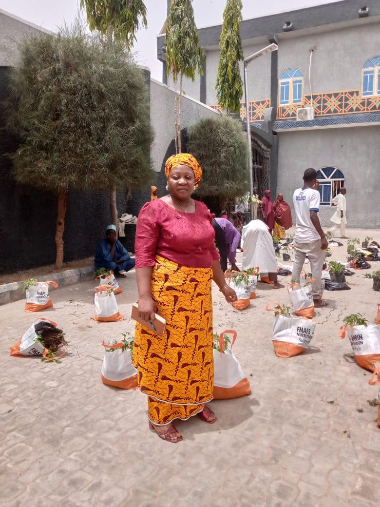 Ruth Edward Baka (@baka_ruth) on Twitter photo At the Emir Palace of Y/Deba Gombe State during the flagging up of distribution of homestead gardens implements to 200 beneficiaries by Federal Ministry of Agriculture and Food Security ANRiN team earlier today 22nd March 24 <a href="/Gombe_BPoffice/">Ministry of Budget and Economic Planning</a> At the Emir Palace of Y/Deba Gombe State during the flagging up of distribution of homestead gardens implements to 200 beneficiaries by Federal Ministry of Agriculture and Food Security ANRiN team earlier today 22nd March 24 <a href="/Gombe_BPoffice/">Ministry of Budget and Economic Planning</a>
