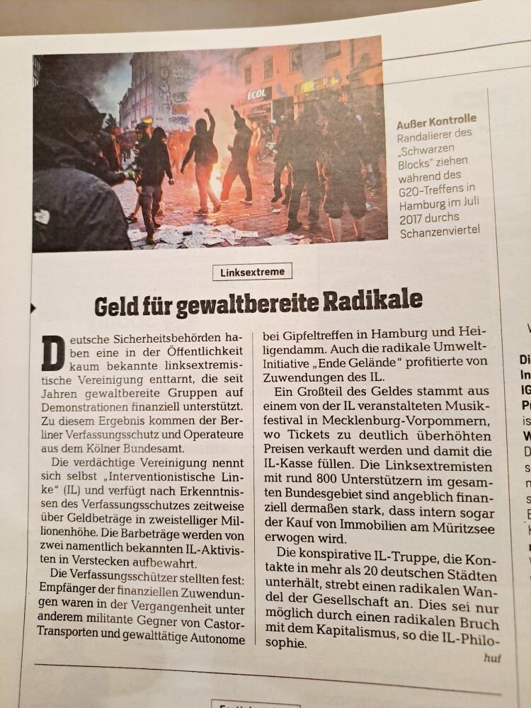 inter_linke's tweet photo. Reich und konspirativ? - wohl eher nicht, aber das mit dem revolutionären Bruch und den überteuerten Fusion-Tickets, true 😉 https://t.co/1pCToEW6yh