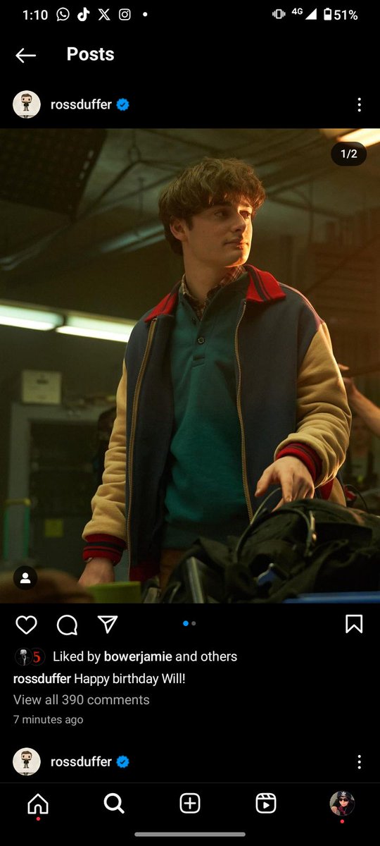 bylernerd's tweet photo. LIKE HELLO??? THE BLUE AND YELLOW JACKET WITH THE GREEN SHIRT?????? WERE BACK WE WON GUYS THE HAIR?! THE HAIR. https://t.co/IIrW9VtZ5x