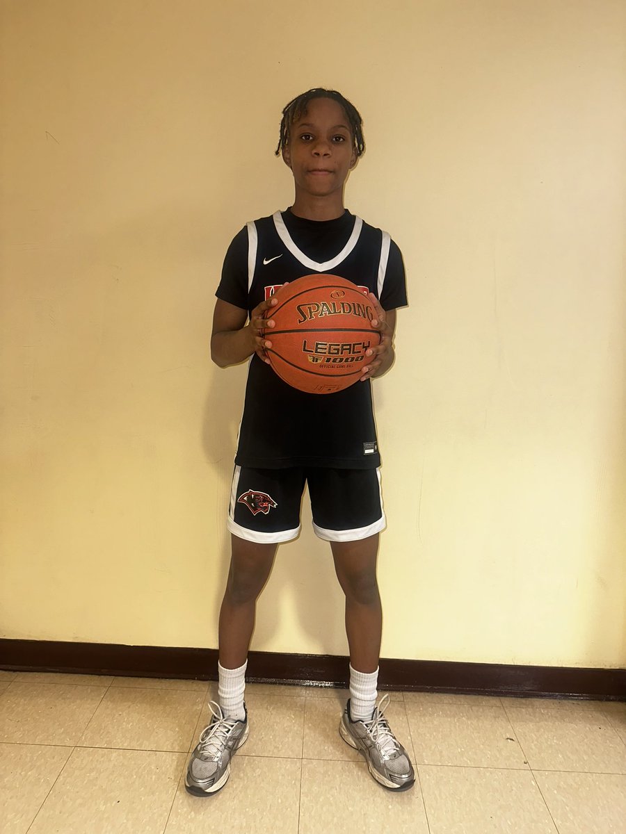 brebuckets's tweet photo. The newest prodigy! ❤️🖤 https://t.co/wGknhOL83B