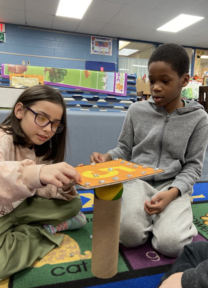 Bks2Tch's tweet photo. Our 2nd graders are exploring forces, gravity, and friction by placing gems on surfaces while balancing them on tennis balls ⁦@PVFElementary⁩ ⁦@NorristownASD⁩ #STEMeducation #friction #science https://t.co/57mpxHUZ7o