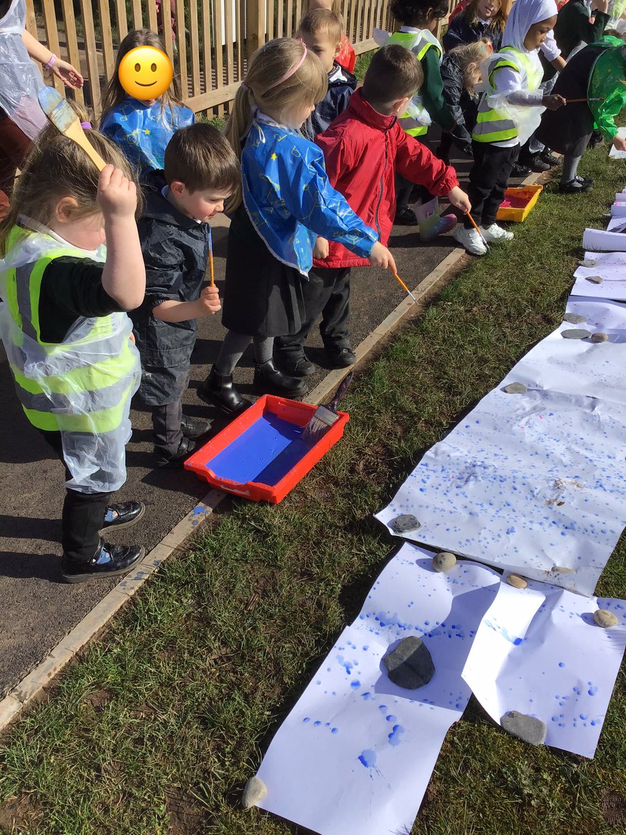EYFS_BSA's tweet photo. FS2 have had a brilliant day full of colour to celebrate Holi Festival! #shinebright @BrackensdaleS https://t.co/wjelEiXL2G