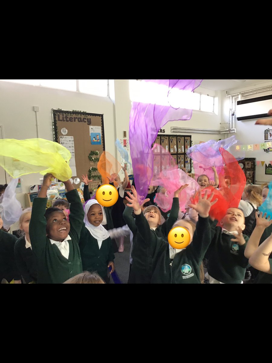EYFS_BSA's tweet photo. FS2 have had a brilliant day full of colour to celebrate Holi Festival! #shinebright @BrackensdaleS https://t.co/wjelEiXL2G