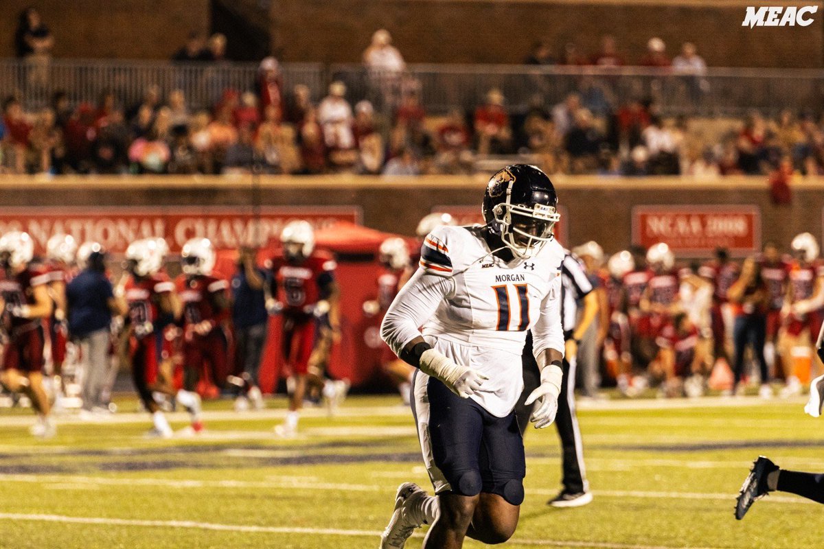 Coach_Faunteroy's tweet photo. Noah Washington ✅ He can do it all. 
He lined 🆙 at every position in 2023. 
3-4/4-3/Special Teams. Mr. Versatile. 
Adds value to any pro organization.📈
🛑 The Run 🥊 The QB • #DLinePride https://t.co/tR5ETxRebS