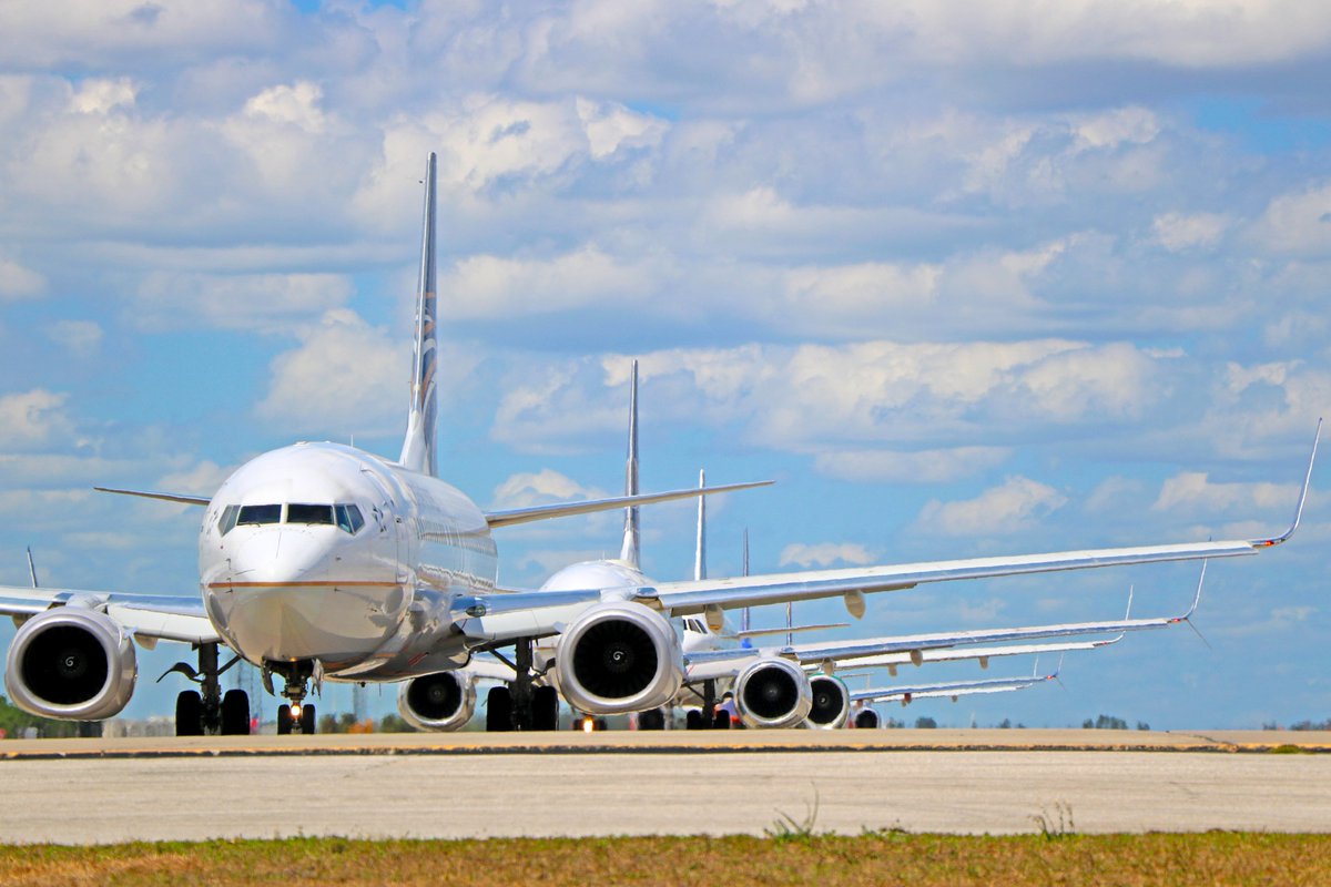 MCO's tweet image. Our airport recorded the busiest day in history on March 16th with over 200,000 travelers passing through!🙌 A big thank you to our airport employees & partners for smooth operations & to our travelers for choosing us to be part of their journeys.
Details: bit.ly/3x3TP7s