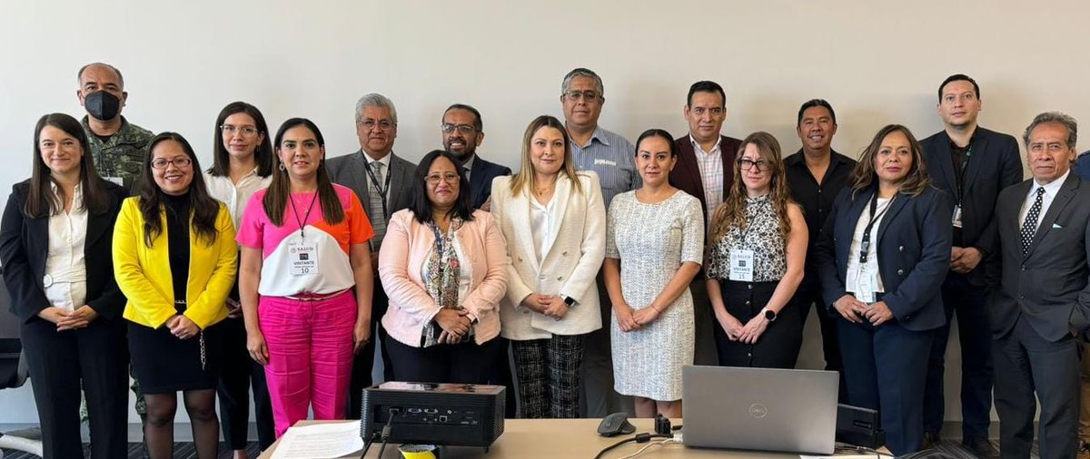 Ayer jueves 21 de marzo con, compañeros amigos y grandes expertos, llevamos a cabo una muy productiva Primera Sesión Ordinaria 2024 del Grupo de Trabajo Interinstitucional de Evaluación de Tecnologías para la Salud (GTI-ETES), <a href="/CenetecDetes/">Dirección Evaluación de Tecnologías en Salud</a> mucho por hacer en 2024