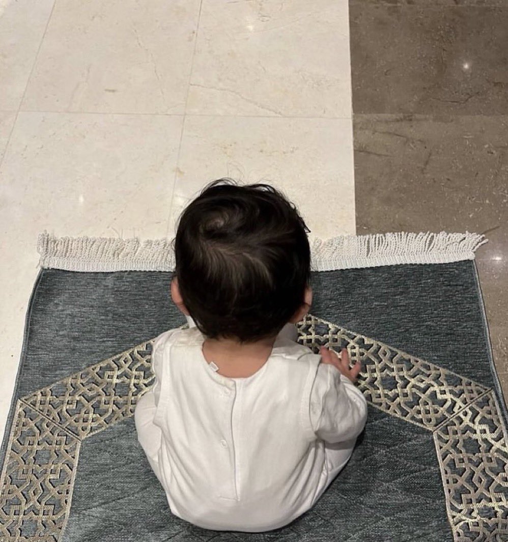 _mzdanh's tweet photo. ﴿رَبَّنا هَب لَنا مِن أَزواجِنا وَذُرِّيّاتِنا قُرَّةَ أَعيُنٍ ﴾ https://t.co/41BPfAy2IR