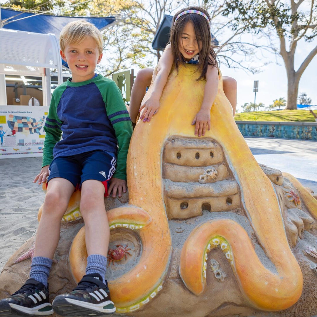 PlayLSI's tweet photo. Make a new friend on the playground. π
#playconnectsus #shapedbyplay #playlsi #playlsi #playgrounddesign #custom #GFRC #concreteoctopus https://t.co/px6udNN72H