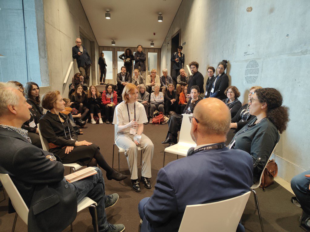 ChristinaDusing's tweet photo. #lupus2024 time to say goodbye to this years Meeting in Bruges! Enjoyed our fish bowl🐠 tradition again - where an open chair in the middle invites the audience to participate🎤this time talking about when to stop treatment in SLE/APS 🛑see you in Lisbon #Lupus2026 @LupusEurope https://t.co/JmwsWLQaTa
